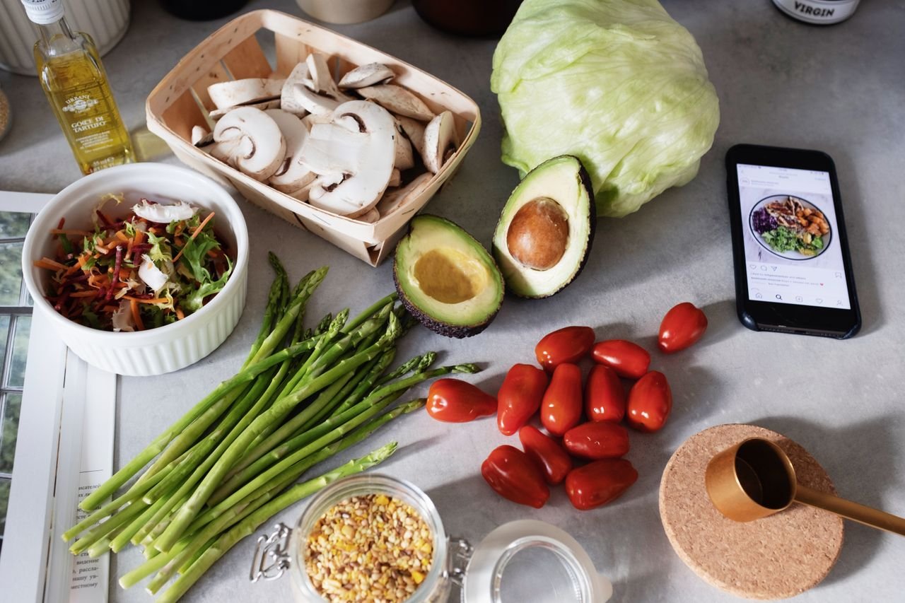 What Is a Balanced Diet? 5 Essential Components for Healthy Eating